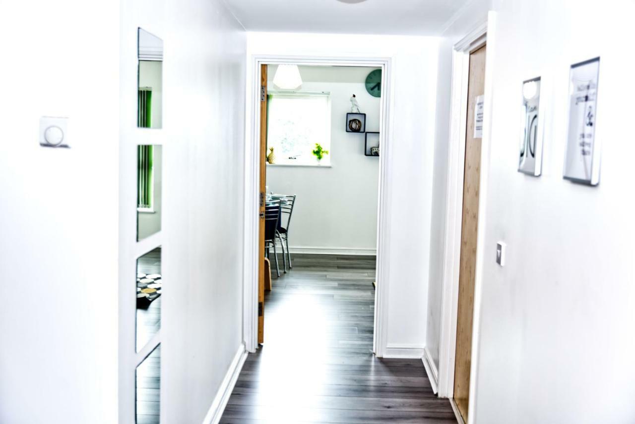 The Pent House - Lushio Apartments นอร์ทแธมป์ตัน ภายนอก รูปภาพ