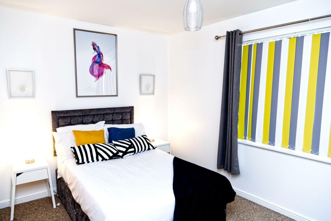 The Pent House - Lushio Apartments นอร์ทแธมป์ตัน ภายนอก รูปภาพ